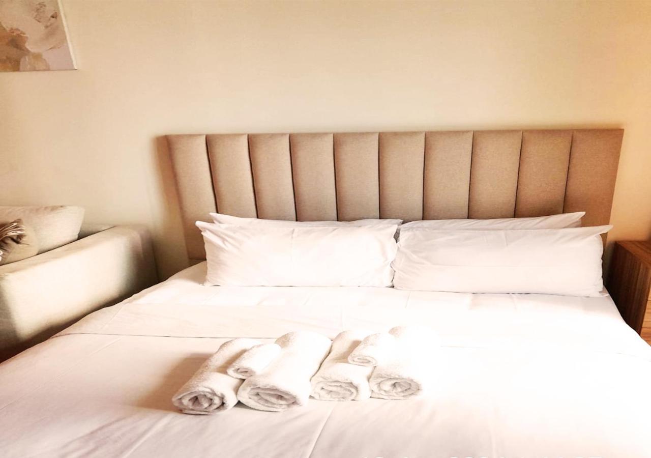 Full Sea View With Balcony - Studio Apartment - 10 Min To Jbr - Dubai Exterior foto
