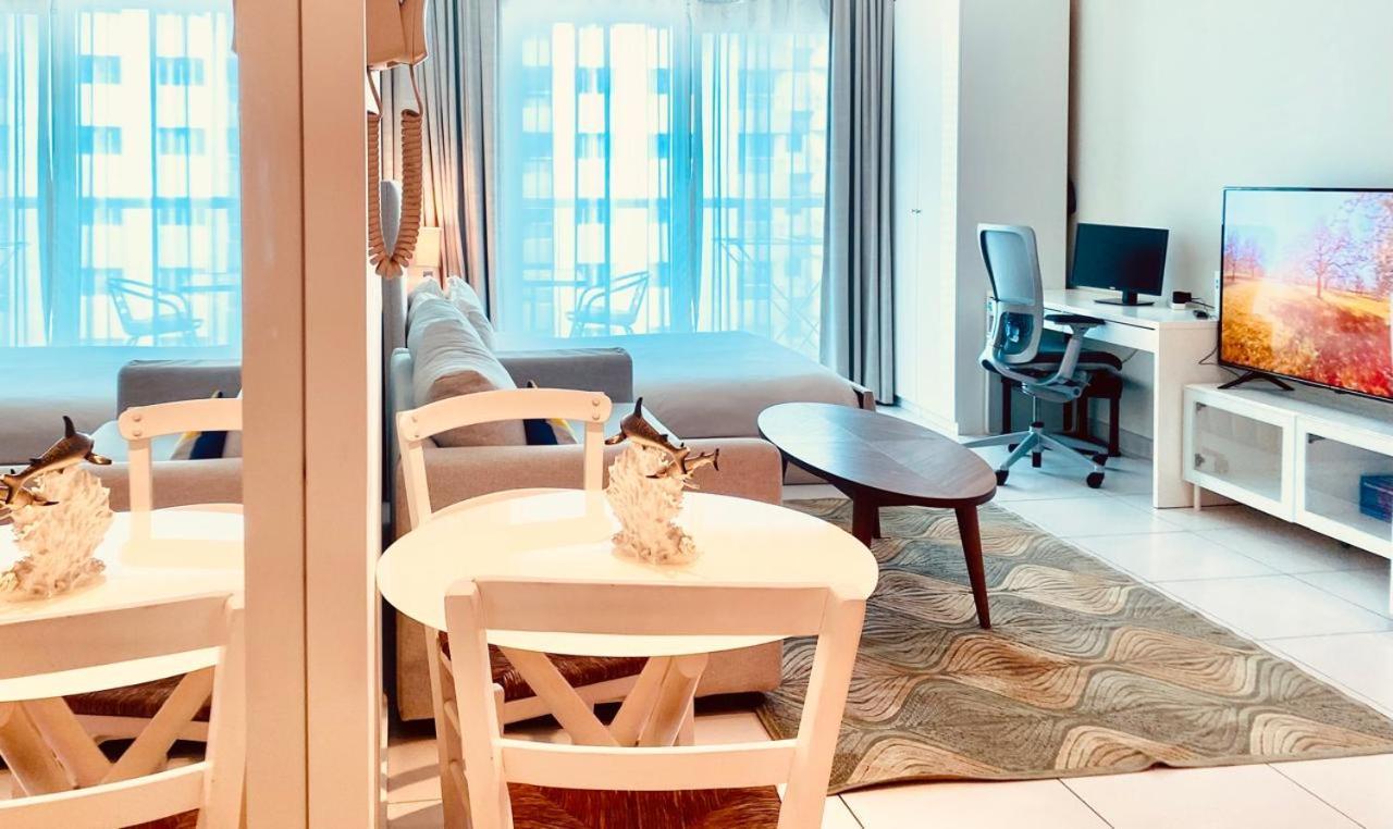 Full Sea View With Balcony - Studio Apartment - 10 Min To Jbr - Dubai Exterior foto